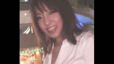 ♥待てが出来ない女達…飢えたおマンコは車の中でチンポ欲しがって我慢の限界♥あぁぁぁっぁぁ欲しいの頂戴♥のthumbnail