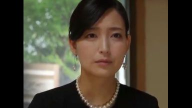 ☆手コキ☆親子相姦☆騎乗位！あっぁぁ…中出しx中だし！近親相姦だから最高なのよ…未亡人の淫乱エロ動画→並木塔子のthumbnail