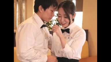 『私…人妻だから…』夫に浮気された美女奥さんがバイト先の若い男と酔った勢いで不倫セックスしてしまい…【エロドラマ】のthumbnail