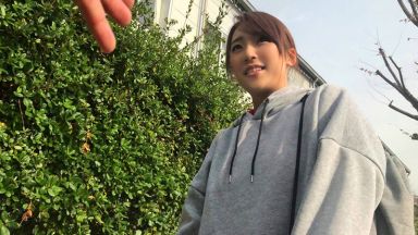 【素人ナンパ】「めっちゃかけられた…」ジョギングに汗を流す素人スポーツ女子をナンパして激ハメ！口元に男汁をぶっかけのthumbnail
