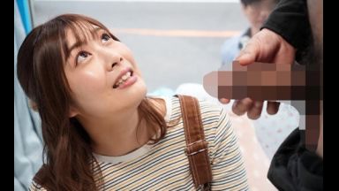 ☆人妻ナンパ☆　２７歳だという家庭的な笑顔がステキな心優しい子持ちの美人奥さまがとびきりスケベな淫乱メス犬に豹変！昼下がりの繁華街で声を掛けられて乗車したマジックミラー号で旦那さんよりも立派な太くて硬いガチガチ勃起チ●ポを見せつけられてソノ気になった欲求不満の人妻が魅せる淫らな姿を見逃すな！のthumbnail