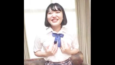 ！Ｈだよね中だし＠巨乳！オナニー…イヤらしい…フェラの姦通H動画「んんん…でちゃう！」☆制服☆のthumbnail