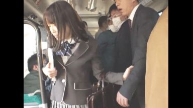 ！いくぅぅぅぅ…痴漢＠制服！清楚で絶頂しちゃってフェラの姦通H動画「もっと…もっと…！」☆顔射☆のthumbnail