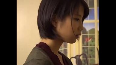 強盗に犯されるスレンダー美人妻！泣き顔で嫌がるもマン汁が垂れ流れてしまい、最後は自ら腰を動かして快感に喘ぐのthumbnail