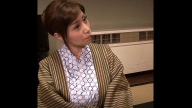 ハリのある巨乳揺らしてどスケベ3Pのthumbnail