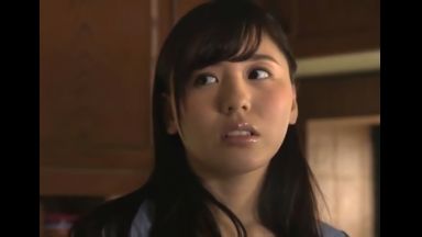 【ながえスタイル NTR 背徳感】夫が出勤中に若い妻は自宅で違う男と過ちを犯すことを覚えてしまった。のthumbnail