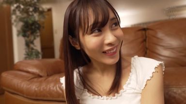 【逢見リカ】＜ビッチお姉さん×NTR＞宅飲みで彼氏がお酒に酔って寝込みヤリマンお姉さんが彼氏の友人とNTR性交のthumbnail